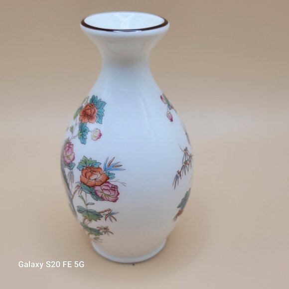 Wedgwood Kutani Crane Bud Vase Bone China Made England Gold Trim 5 1/2" - Picture 2 of 8